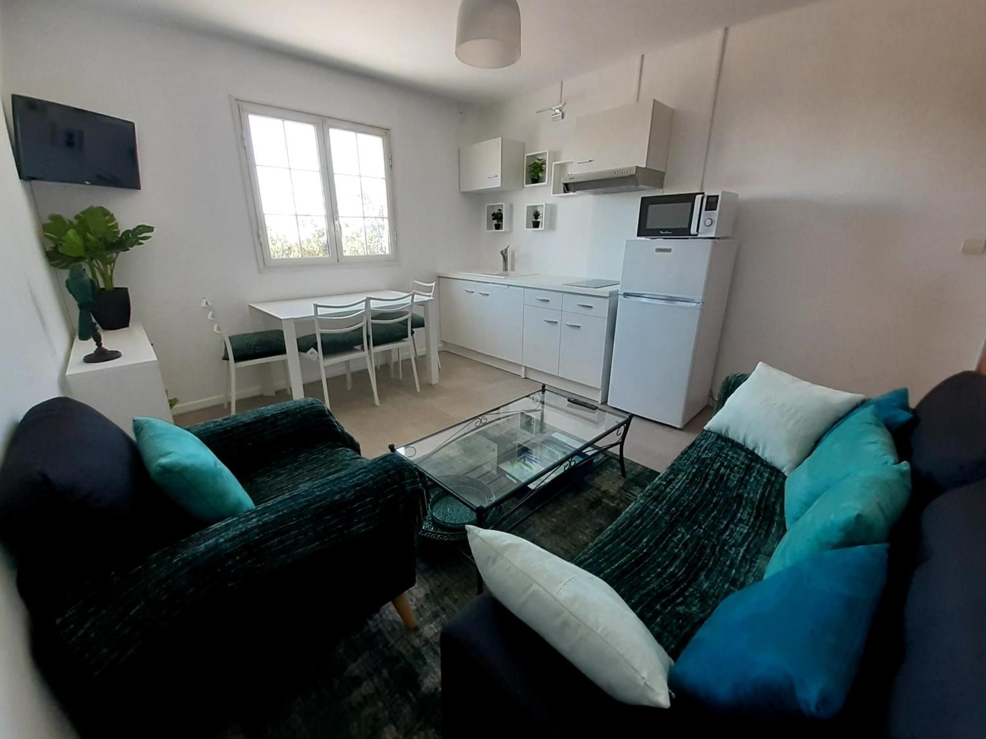 Joli Appartement, Piscine, Jacuzzi Sainte-Suzanne Esterno foto