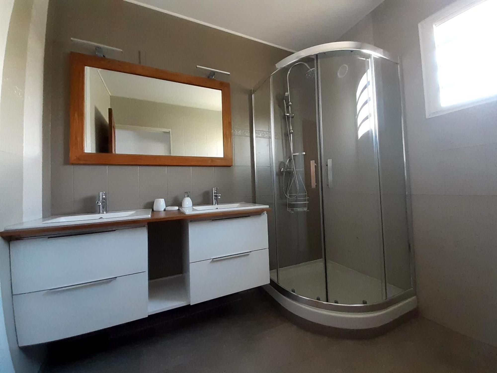 Joli Appartement, Piscine, Jacuzzi Sainte-Suzanne Esterno foto